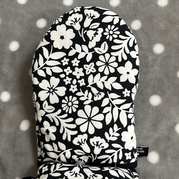 Kate Spade Mitts - Picture 6 of 7